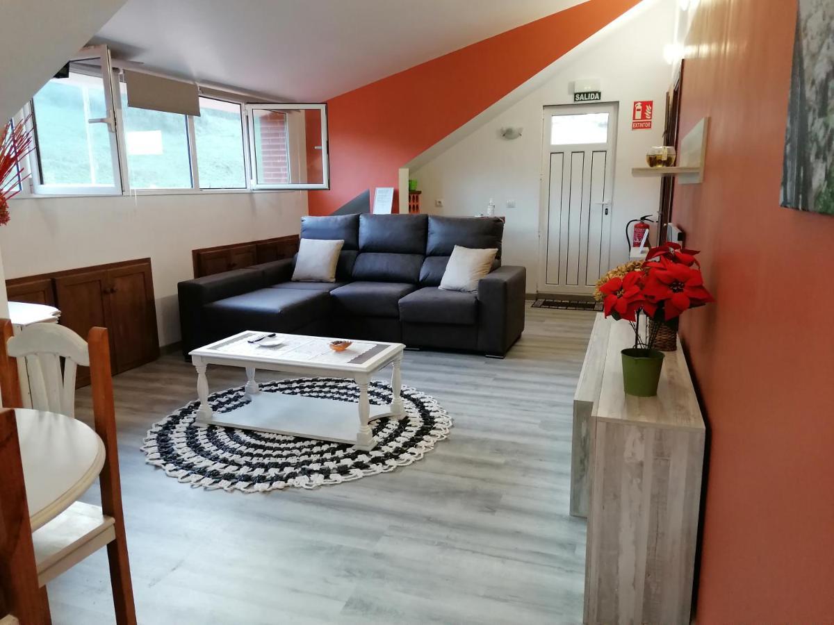 Apartamento Turistico La Mies Apartment Orena Bagian luar foto