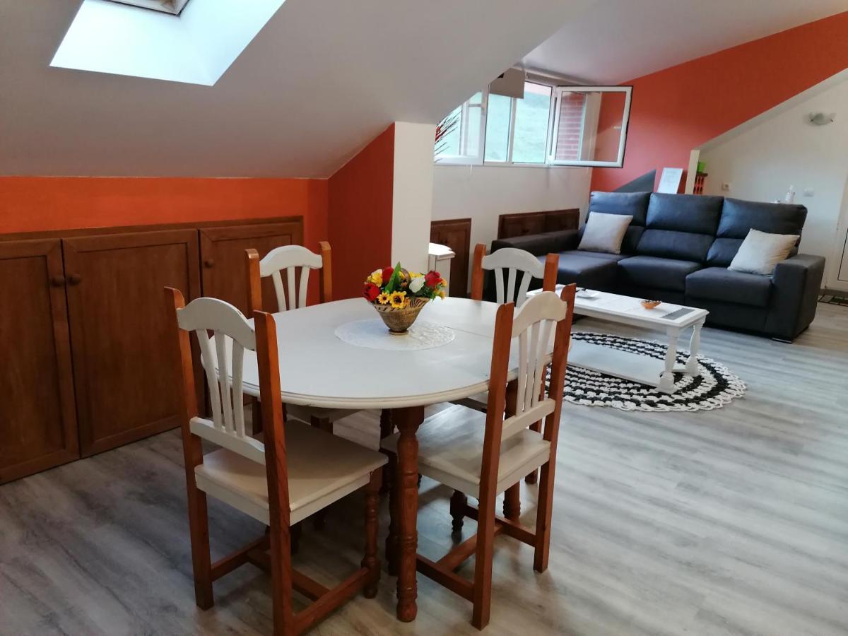 Apartamento Turistico La Mies Apartment Orena Bagian luar foto